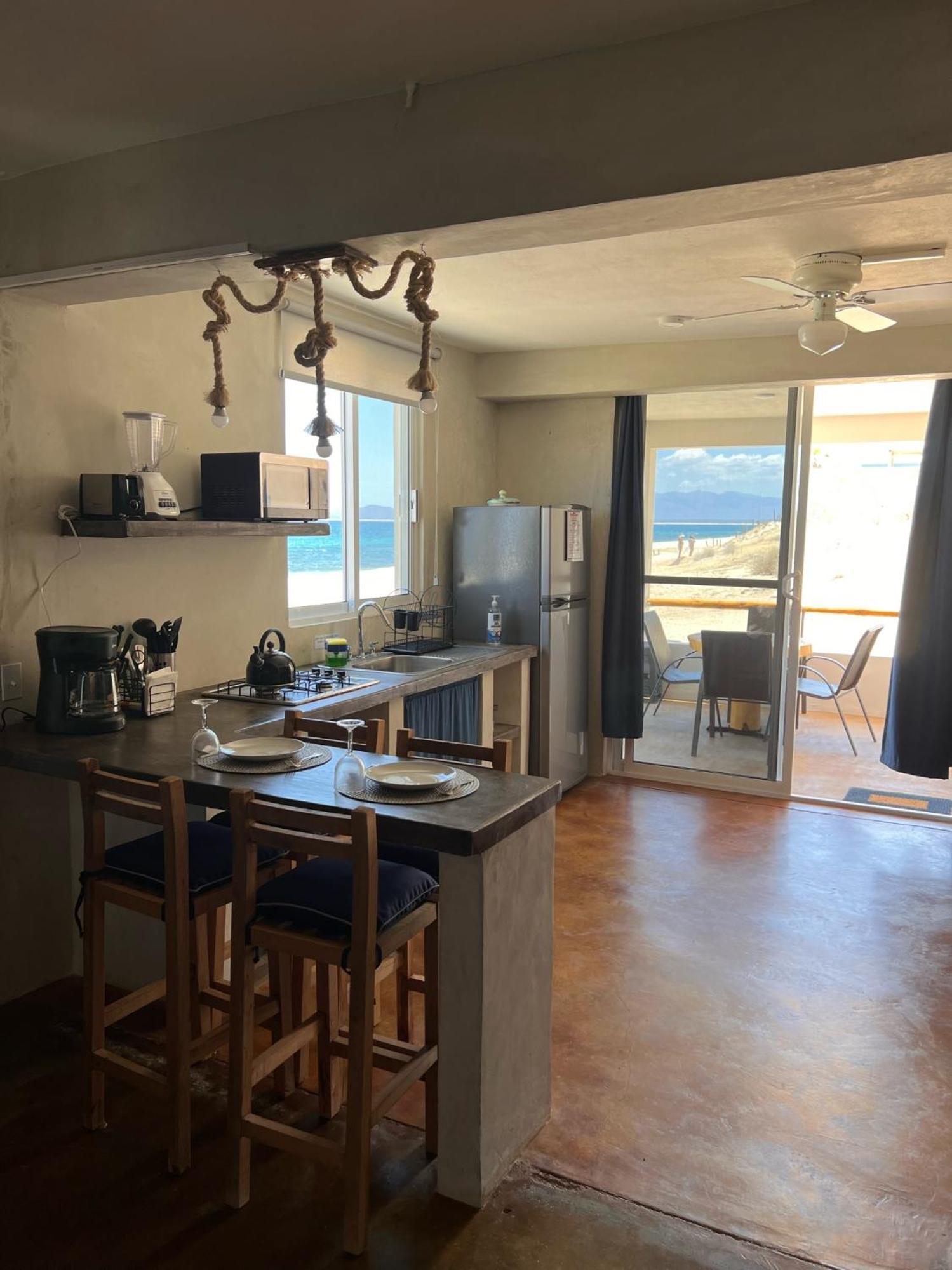 Beach Front Lofts, La Ventana Exterior photo