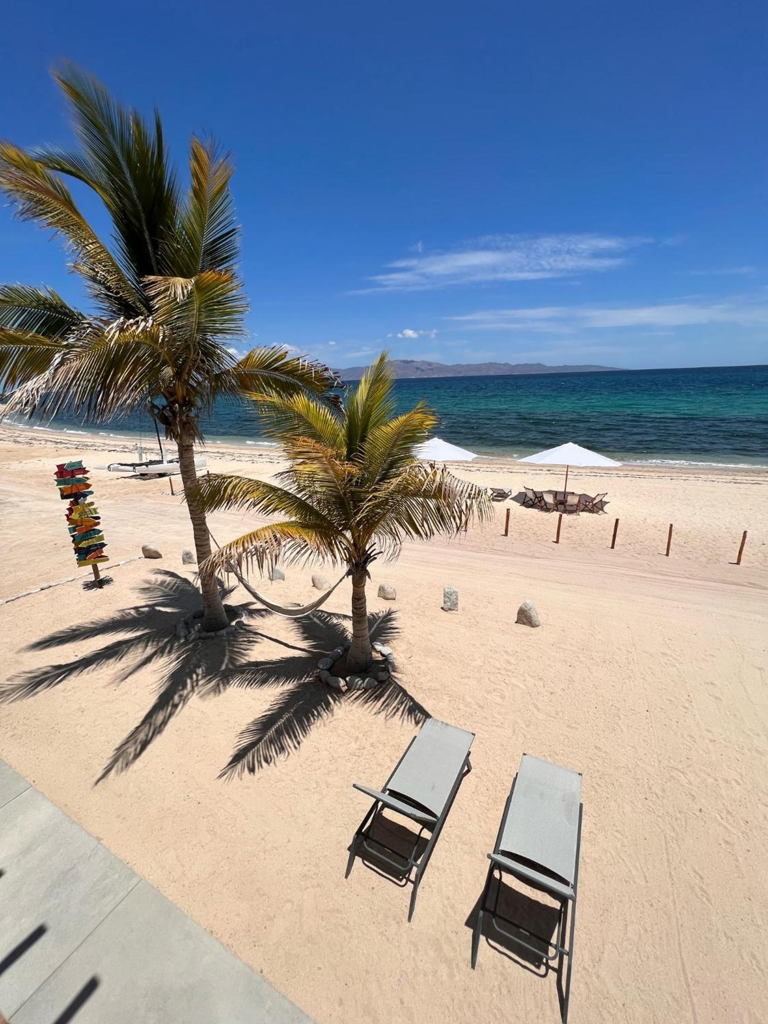 Beach Front Lofts, La Ventana Exterior photo