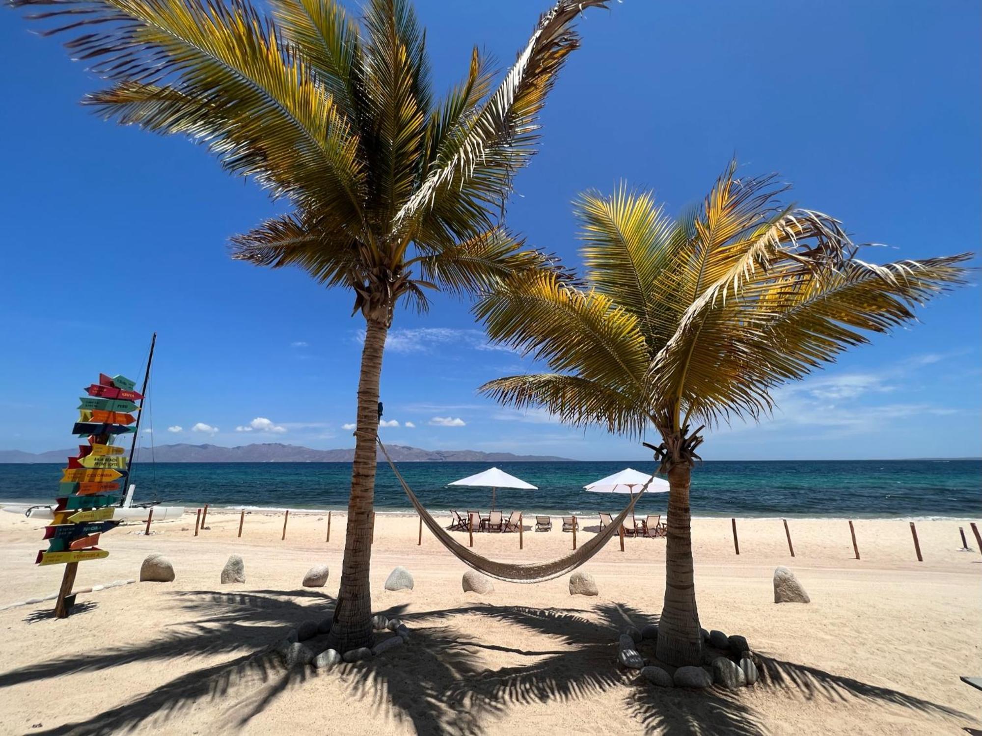 Beach Front Lofts, La Ventana Exterior photo